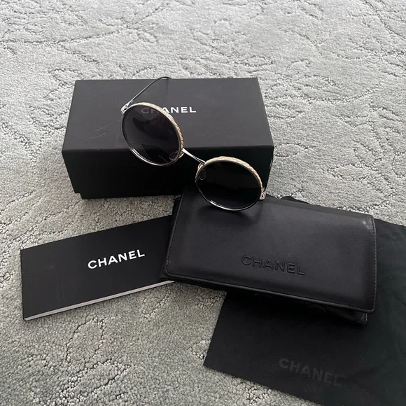 Chanel Black Round Sunglasses - Picture 3 of 9